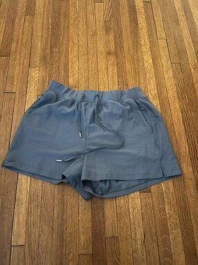 Old Navy Shorts in Navy